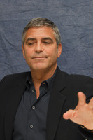 George Clooney Longsleeve T-shirt #2445329