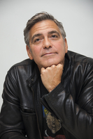 George Clooney Sweatshirt #2468820
