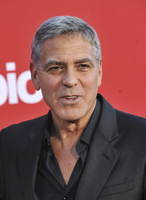 George Clooney Sweatshirt #2859316