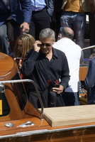 George Clooney Sweatshirt #3069906