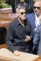 George Clooney Longsleeve T-shirt #3069949