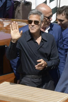 George Clooney Longsleeve T-shirt #3069984