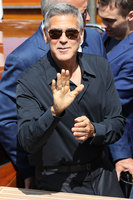 George Clooney Longsleeve T-shirt #3070085