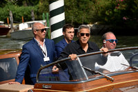 George Clooney Longsleeve T-shirt #3070096