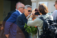 George Clooney Sweatshirt #3070108