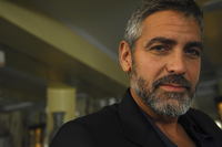 George Clooney Longsleeve T-shirt #3630620