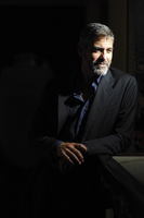 George Clooney Longsleeve T-shirt #3630647