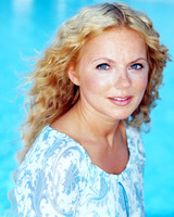 Geri Halliwell Longsleeve T-shirt #2062119