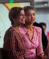 Gigi Hadid Longsleeve T-shirt #2884765
