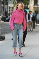 Gigi Hadid Longsleeve T-shirt #2884967