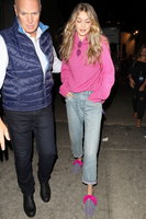 Gigi Hadid Longsleeve T-shirt #2884994