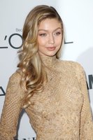 Gigi Hadid Longsleeve T-shirt #2924438