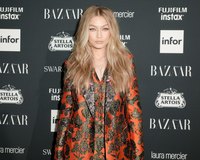 Gigi Hadid Sweatshirt #2924834