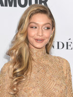 Gigi Hadid mug #G1167020