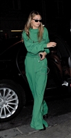Gigi Hadid Longsleeve T-shirt #3035316