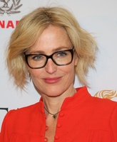 Gillian Anderson Longsleeve T-shirt #3940236