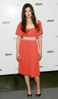 Ginnifer Goodwin Sweatshirt #1432076