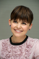 Ginnifer Goodwin Sweatshirt #2249978