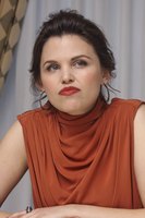 Ginnifer Goodwin Tank Top #2267688