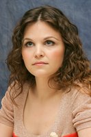 Ginnifer Goodwin Sweatshirt #2267737