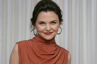 Ginnifer Goodwin Sweatshirt #2267762
