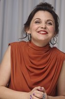 Ginnifer Goodwin Sweatshirt #2267774