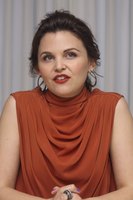 Ginnifer Goodwin Sweatshirt #2267798