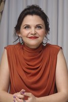 Ginnifer Goodwin Sweatshirt #2267800