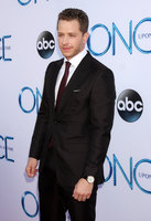 Ginnifer Goodwin hoodie #3209433