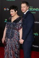 Ginnifer Goodwin Sweatshirt #3209443