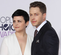 Ginnifer Goodwin Sweatshirt #3209527