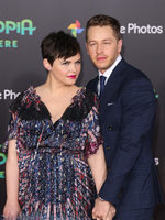 Ginnifer Goodwin Sweatshirt #3209543