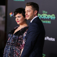 Ginnifer Goodwin Sweatshirt #3209771