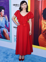 Ginnifer Goodwin Sweatshirt #3845017