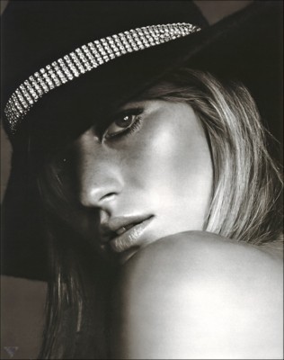 Gisele Bundchen posters