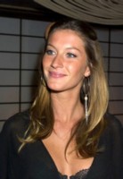 Gisele Bundchen Longsleeve T-shirt #1301799