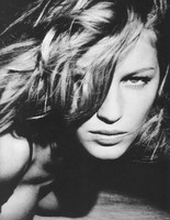 Gisele Bundchen Longsleeve T-shirt #2071206