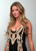 Gisele Bundchen Sweatshirt #2071234