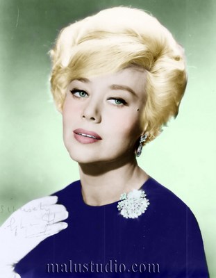 Glynis Johns Mouse Pad 2184163