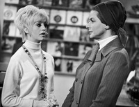 Goldie Hawn mug #G408905