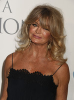 Goldie Hawn longsleeve t-shirt #2880077