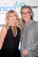 Goldie Hawn hoodie #2880083