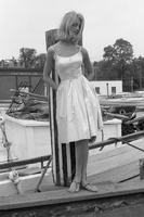 Goldie Hawn longsleeve t-shirt #3826684