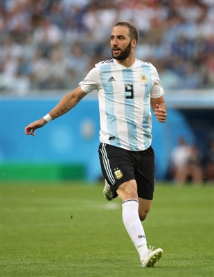 Gonzalo Higuain stickers 3340733