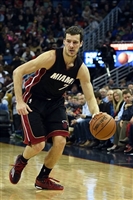 Goran Dragic Longsleeve T-shirt #3390256