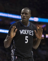 Gorgui Dieng hoodie #3389726