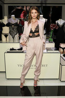 Grace Elizabeth Sweatshirt #3892675