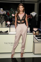 Grace Elizabeth longsleeve t-shirt #3892780