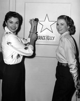 Grace Kelly Sweatshirt #2668410