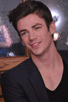 Grant Gustin Longsleeve T-shirt #2882974